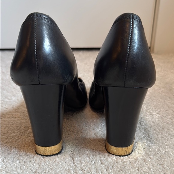 Tory Burch Maddie Black Calf Leather and Gold Logo Women's Stacked Heel - Picture 4 of 4